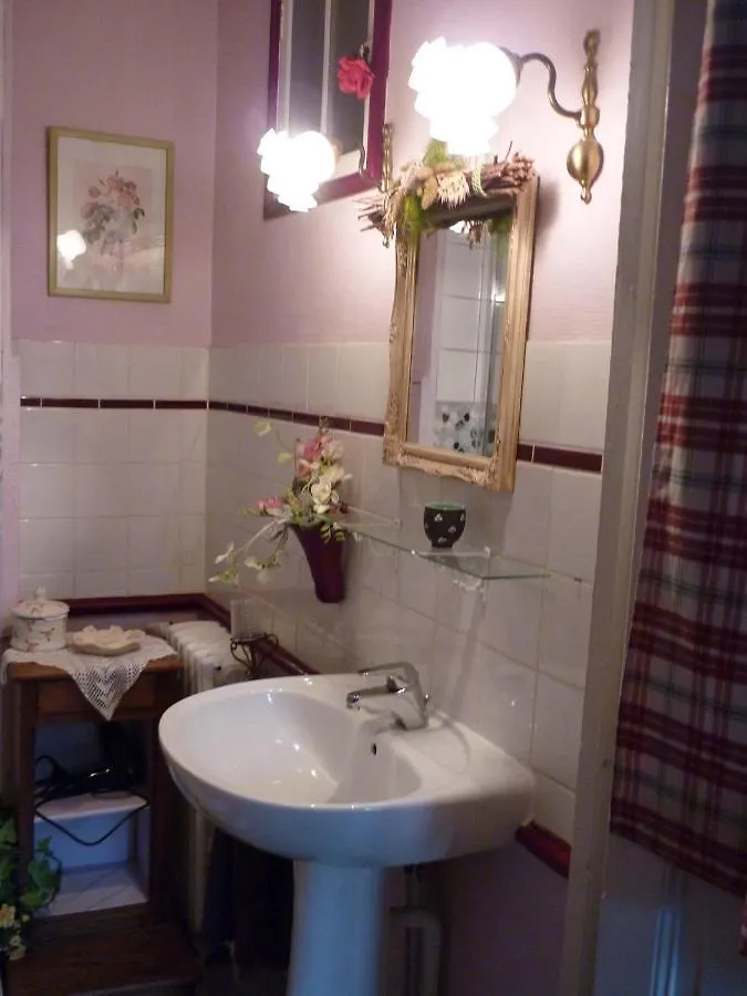 La Maison De Claire Val-Couesnon Bed & Breakfast