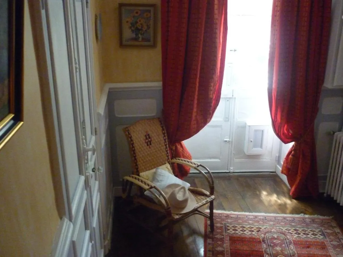 La Maison De Claire Val-Couesnon Bed & Breakfast