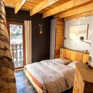 https://hotel-green-ecolodge.fr-provencehotel.com