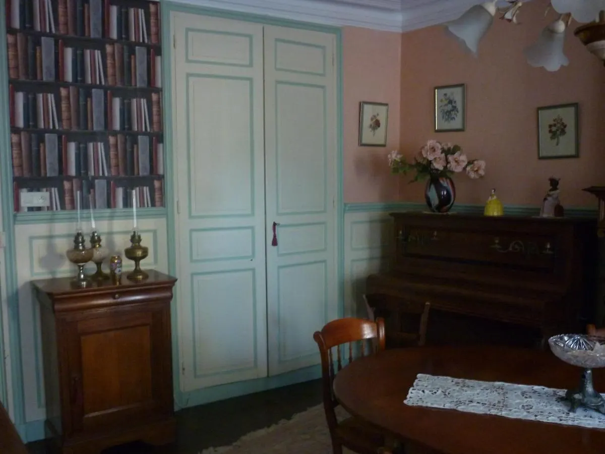 La Maison de Claire Val-Couesnon Couette-café